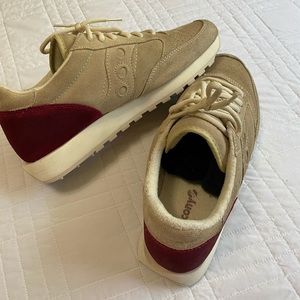 Saucony men’s shoes